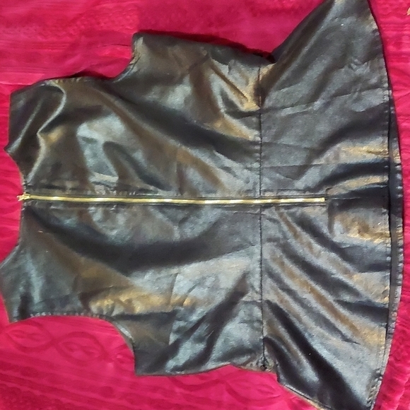 Worthington Black Peplum Blouse Size L - Picture 2 of 5